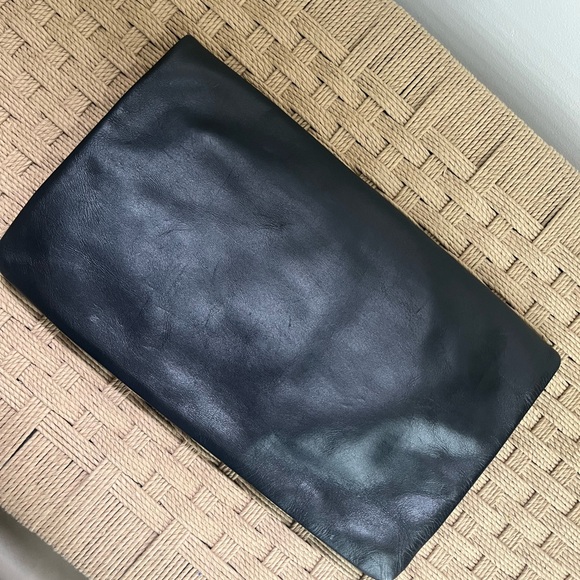 Classic Black Saint Laurent Clutch - Picture 7 of 7